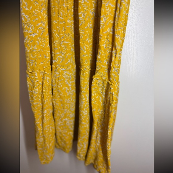 ZATTCAS’ Smocked top Midi Tiered Floral Dress Yellow/White size Medium - Picture 13 of 16